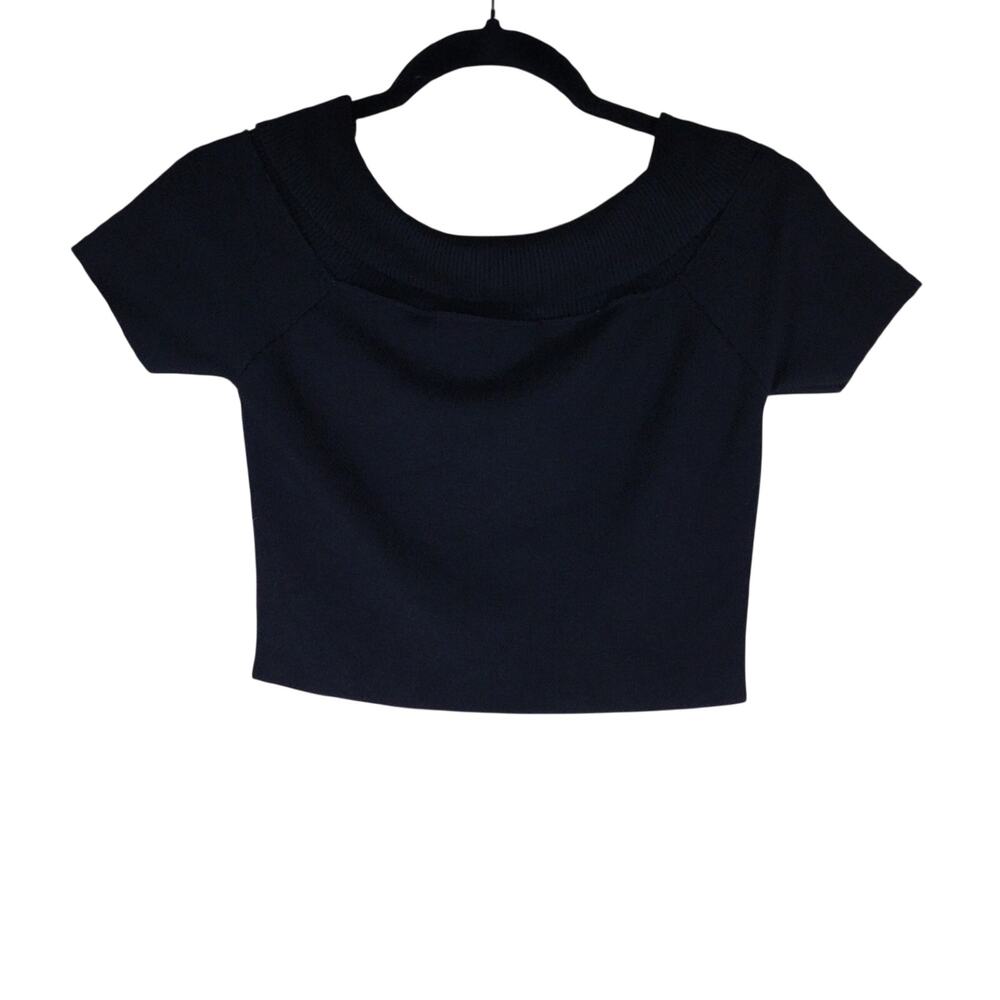 Forever 21 Black Short Sleeve Casual Summer Cali Light Crop Top Women's Shirt